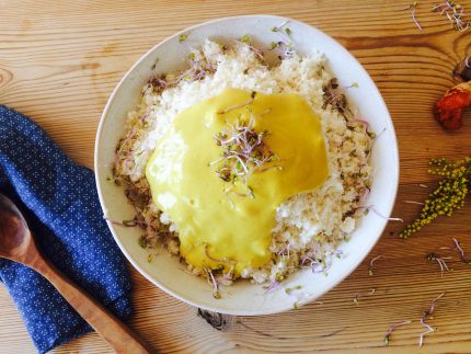 Receta de crema de arroz con dátiles y mango - Blog Conasi